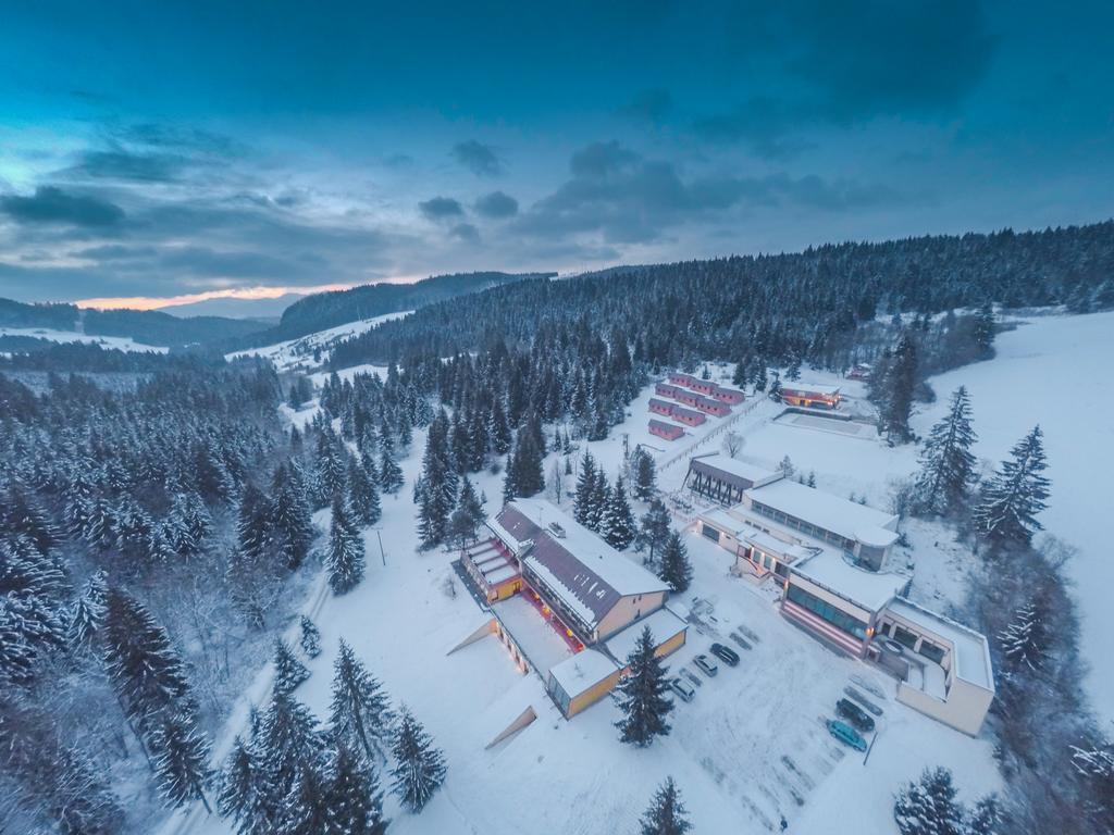 Holiday Park Orava Apartments โดลนีคูบีน ภายนอก รูปภาพ